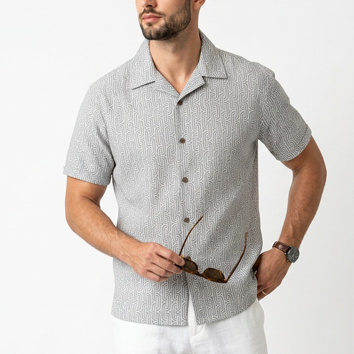 Camisa de manga corta con patrón geométrico