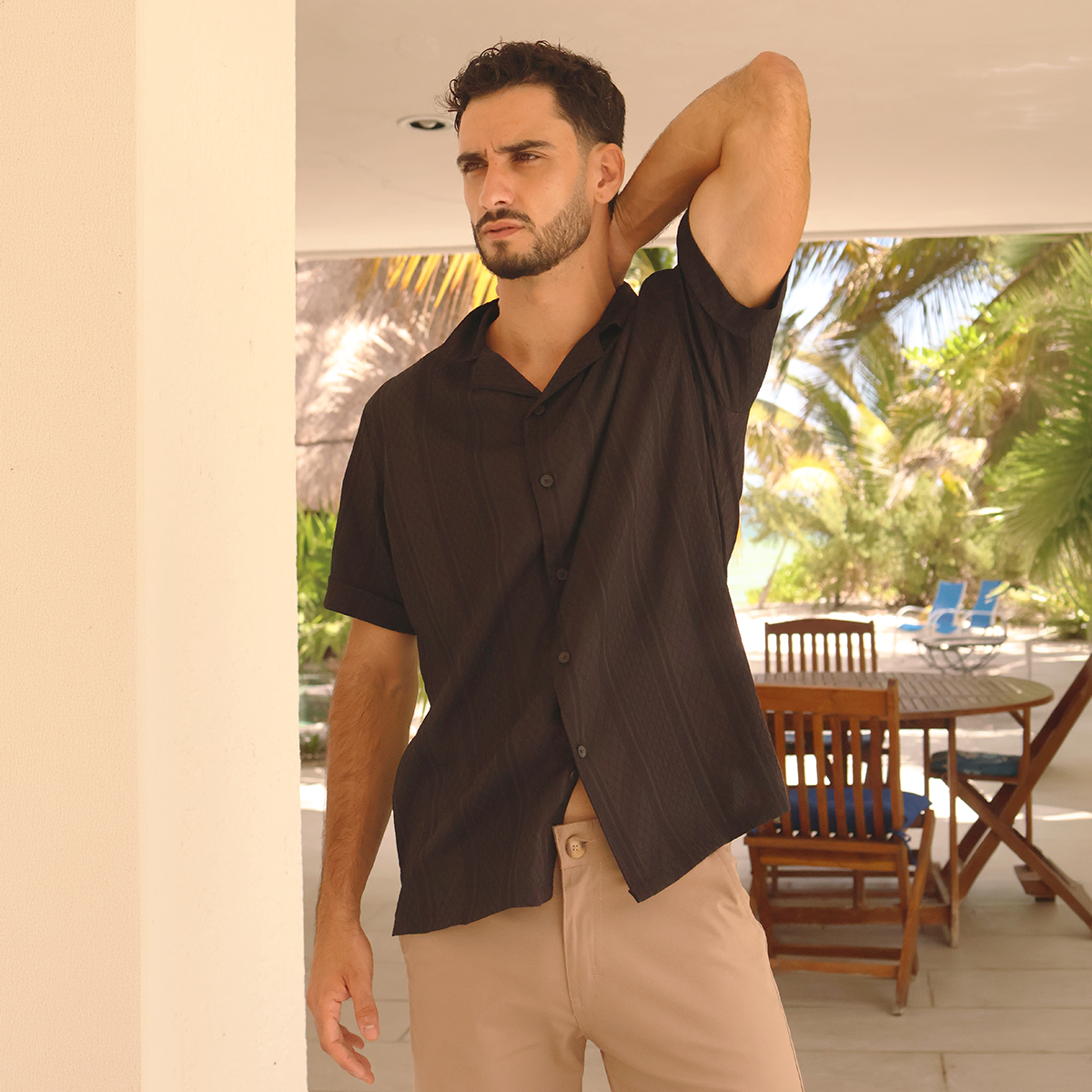 Camisa Negra Manga Corta Hombre Tela Stretch Texturizada Regular Fit