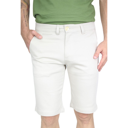 Bermuda Color Arena Gabardina De Algodón Slim Fit Para Hombre