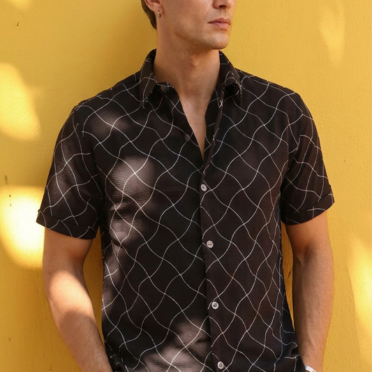 Camisa Moderna Hombre Manga Corta Estampado Lineal Negro con Blanco