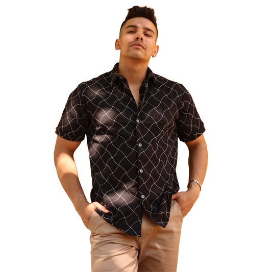 Camisa Moderna Hombre Manga Corta Estampado Lineal Negro con Blanco