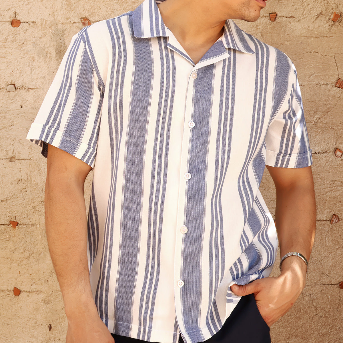 Camisa Hombre Loose Fit Estampado Vertical Cuello Resort Tela Algodón