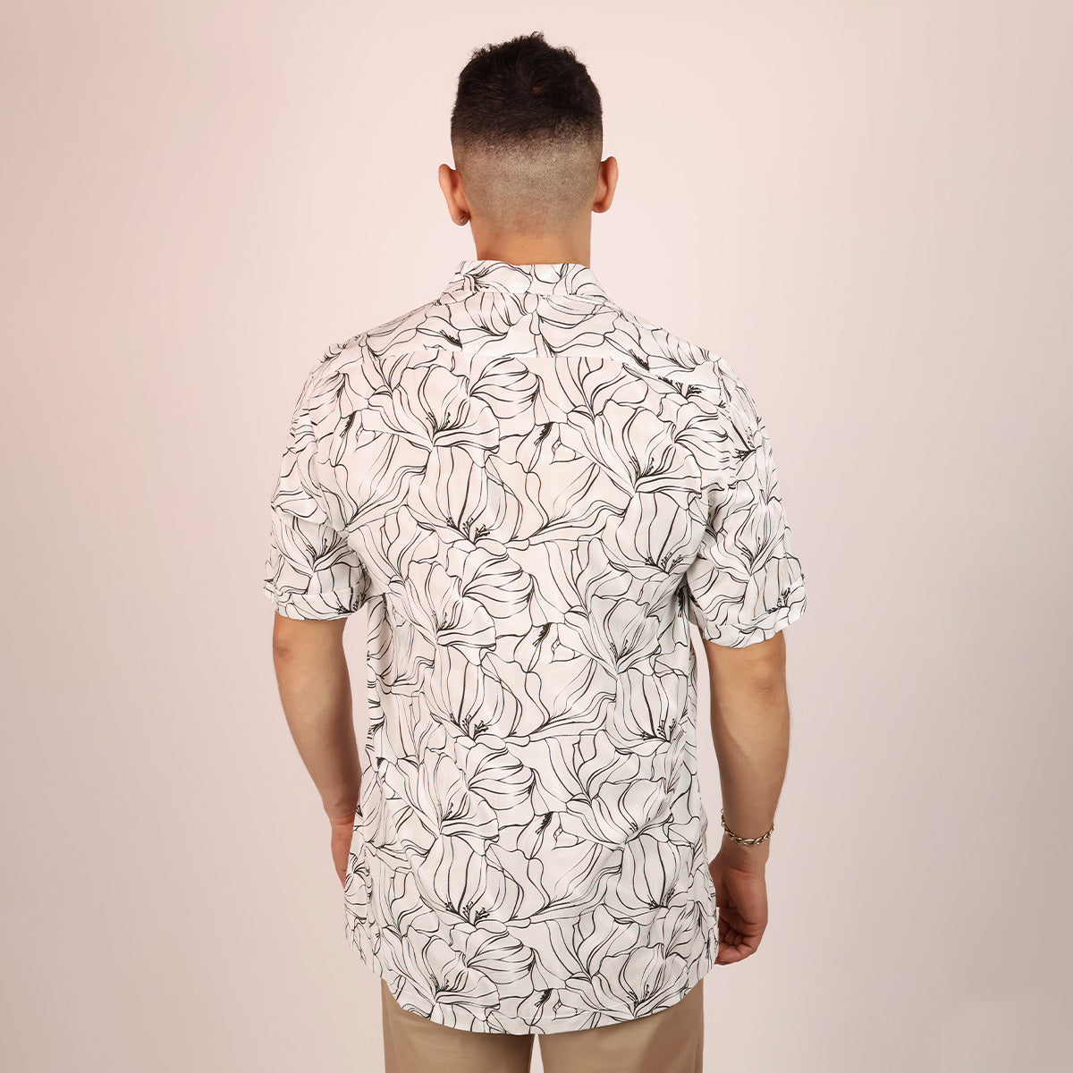 Men's Relaxed Fit Modern Casual Tropical Floral Shirt