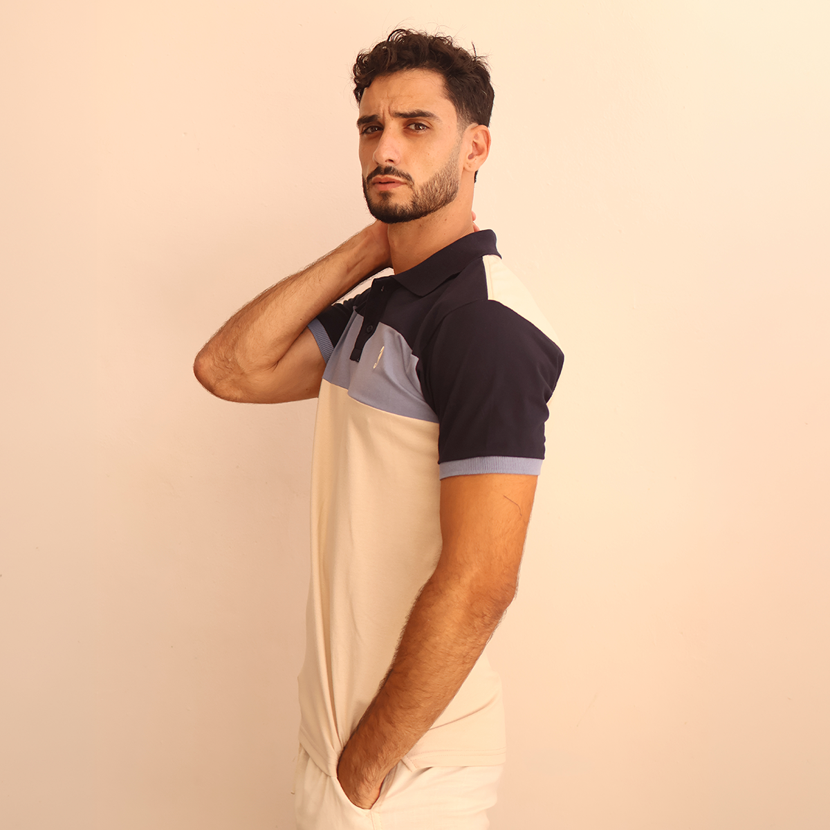 Playera Polo de Hombre con Bloques de Color