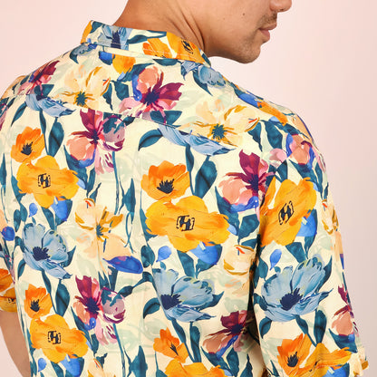 Men's Tropical Short Sleeve Relaxed Fit Modern Shirt