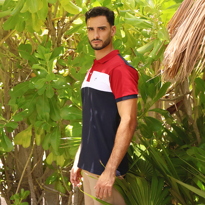 Polo de hombre con bloques de color rojo, blanco y azul marino