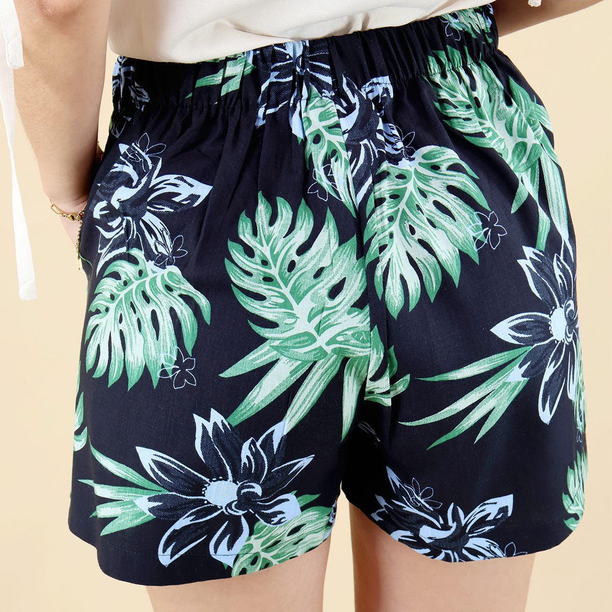 Short Corto Dama Estampado Ajuste Trasero Tela Ligera Verano