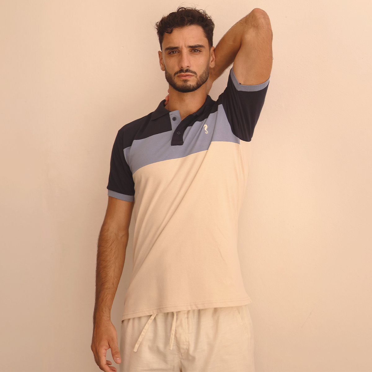 Playera Polo de Hombre con Bloques de Color