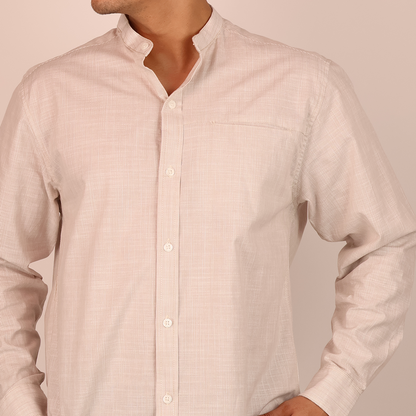 Camisa Caqui Hombre Manga Larga Cuello Mao Jaspeada con Bolsa