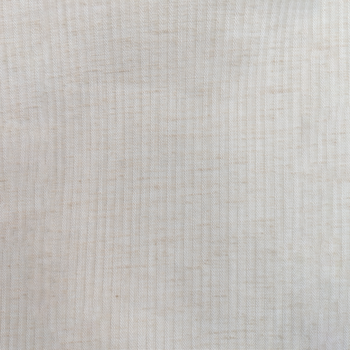 Camisa de manga larga con cuello mao color beige