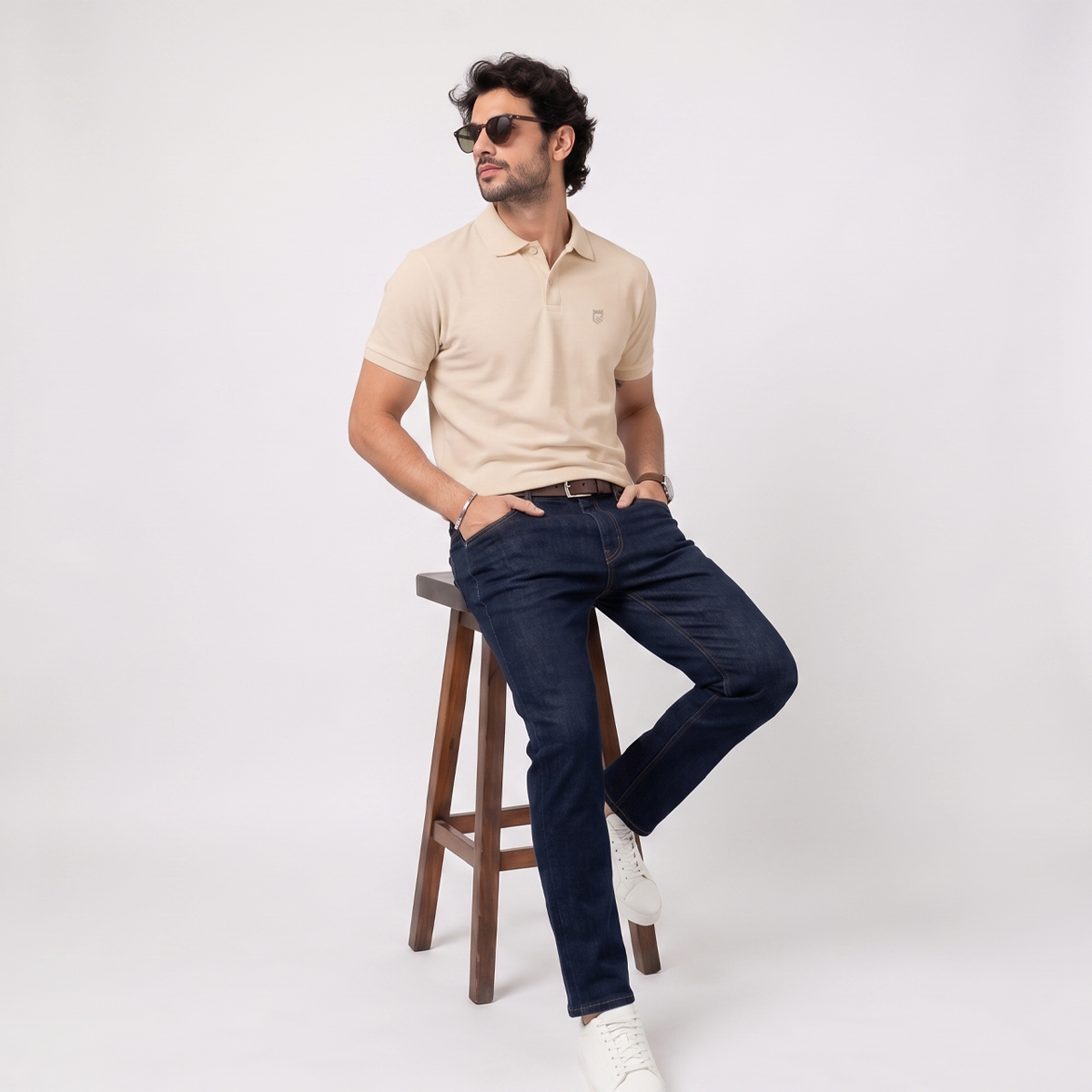 Playera Tipo Polo Caqui Slim Fit Con Bordado Moderno