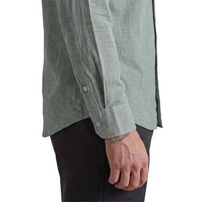 Camisa de hombre con cuello mao en color verde