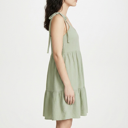 Vestido corto de tirantes con textura acanalada verde olivo