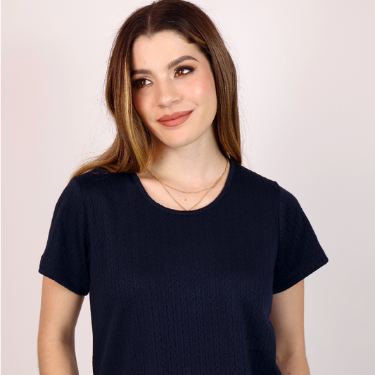 Blusa de manga corta azul marino con textura