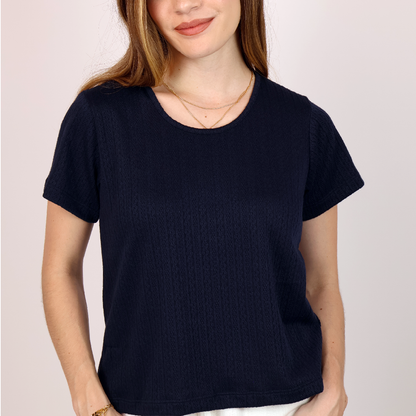 Blusa de manga corta azul marino con textura