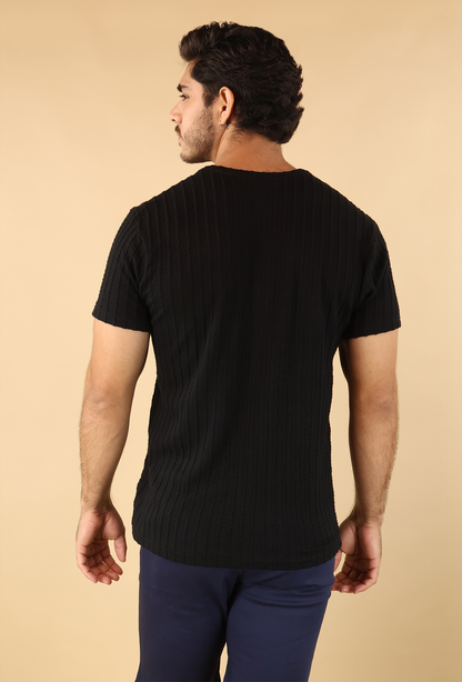 Playera Negra Ajustada Hombre Manga Corta Textura Moderna