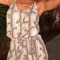 Blusa  con estampado geométrico y tirantes ajustables