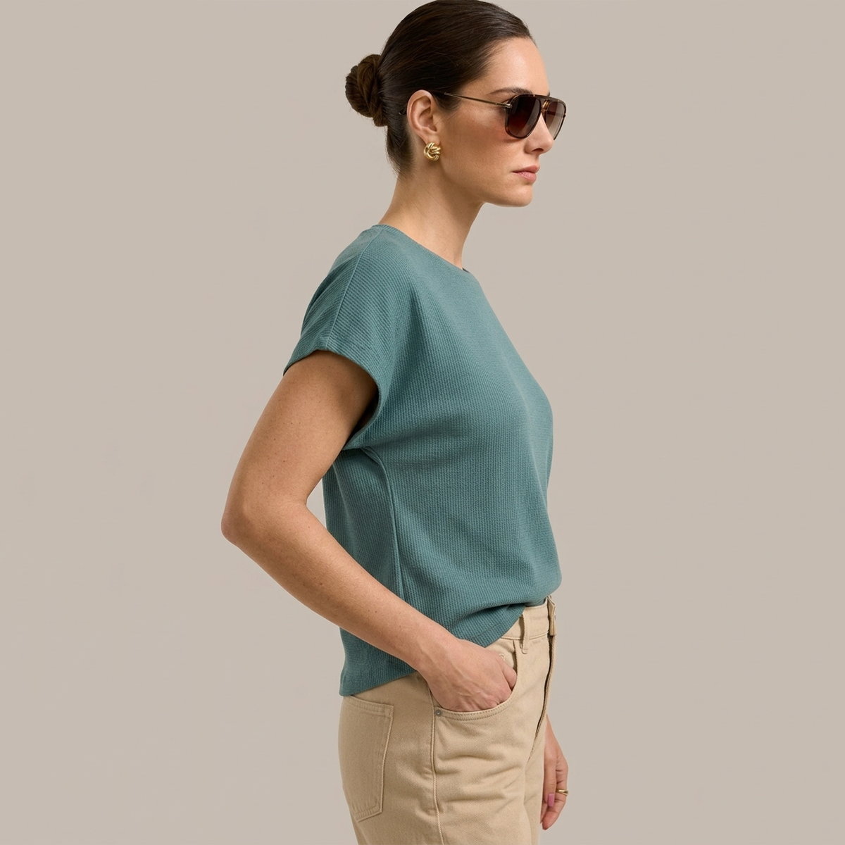 Blusa de manga corta texturizada en color verde
