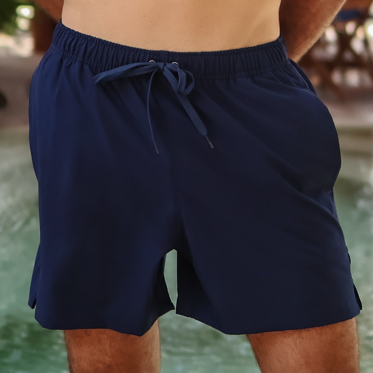 Bañador Liso Color Azul Marino Con Bolsas Elástico Ajustable Para Hombre