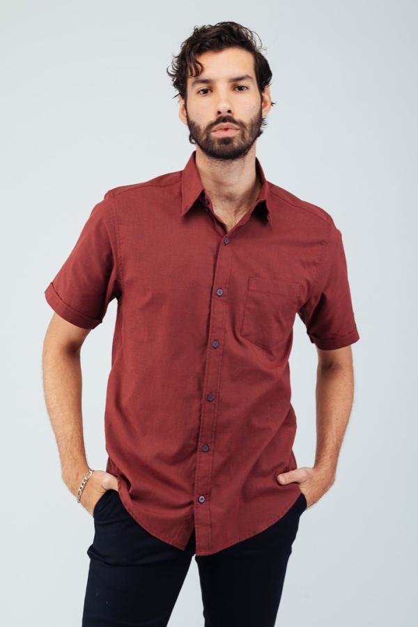 Camisa Manga Corta Rojo Vino De Algodón Corte Regular Para Caballero